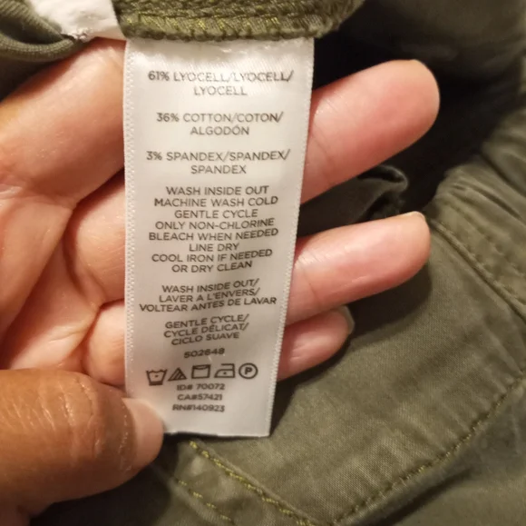 4/$20 Lou and Grey For Loft Army Green Cargo Pants - Picture 8 of 9